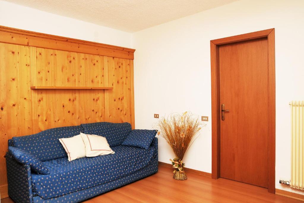 Residence Marisol Camere & Appartamenti - Mezzana Centre Phòng bức ảnh