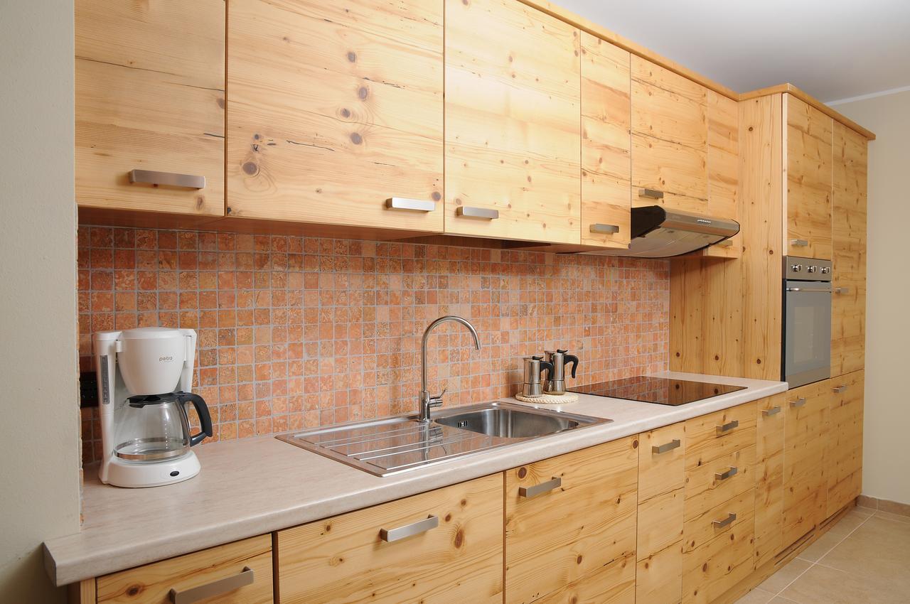 Residence Marisol Camere & Appartamenti - Mezzana Centre Ngoại thất bức ảnh