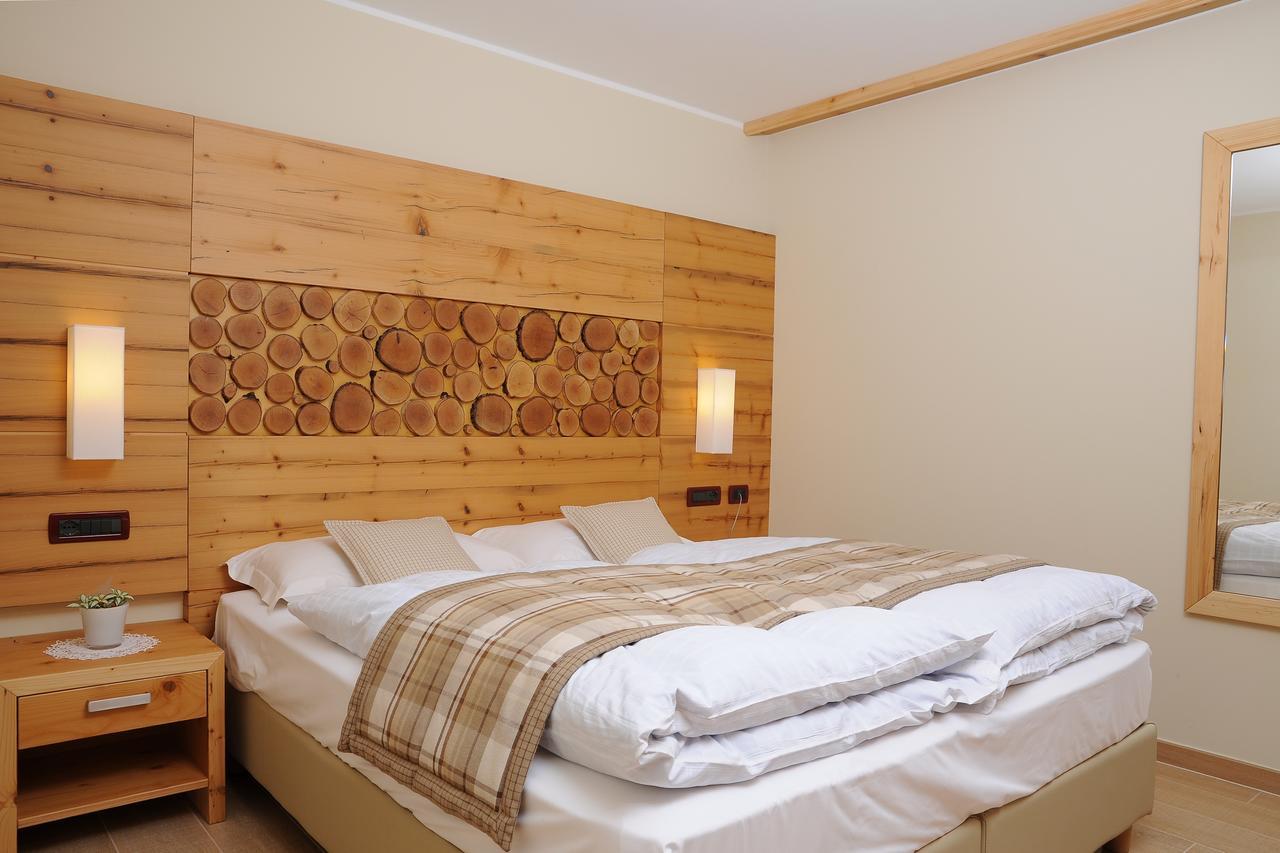 Residence Marisol Camere & Appartamenti - Mezzana Centre Ngoại thất bức ảnh